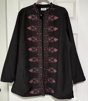 Units Woman Embroidered Sequin Silk Blend Tunic Top Size 1X